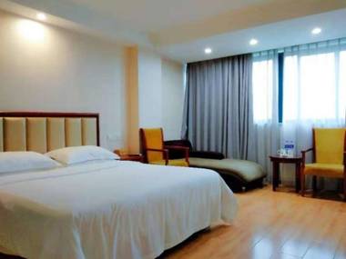 GreenTree Inn Jiangsu Changzhou Jinghu High-speed Rail North Station Business Hotel