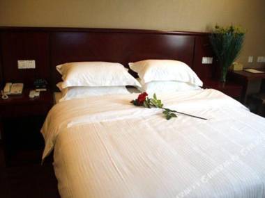 GreenTree Inn(Liyang Wanda Plaza high speed rail station store)