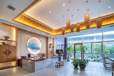 Starway Hotel Bengbu South Station