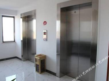 Shang Ke You Lian Suo Jiu Dian (Bang Bu Gao Tie Nan Zhan Dian )