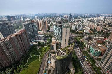Holiday Inn Beijing Focus Square an IHG Hotel