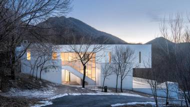 Commune by the Great Wall in the Unbound Collection by Hyatt