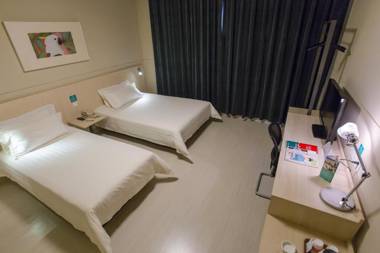 Jinjiang Inn Beijing East Lianshi Road