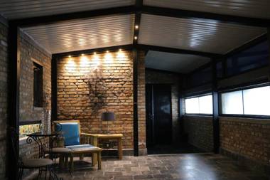 Brickyard Retreat at Mutianyu Great Wall