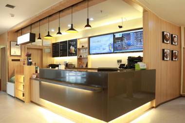 Hanting Hotel Beijing Pinggu Shiji Square