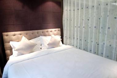 Ring Service Apartment 798 Art Zone