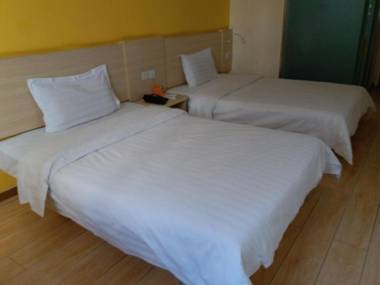 7Days Inn Beijing Huilongguan East Street Subway Station