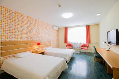Home Inn Beijing Xisanqi Yuxin Metro Station