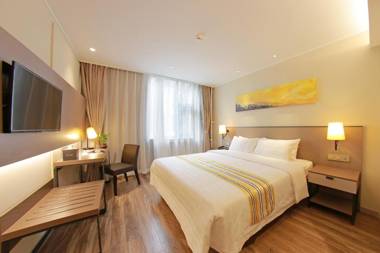 Home Inn Plus Beijing Chaoyangmen Beixiaojie