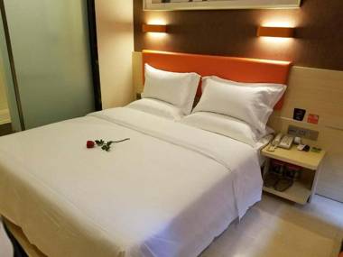 7Days Premium Beijing Yansha East Sanyuan Bridge