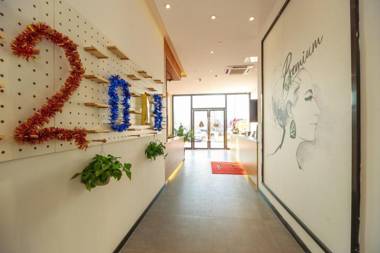 7Days Premium Chengdu Railway East Station Branch