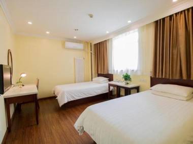 GreenTree Inn Beijing Tiantan Songjiazhuang Metro Station