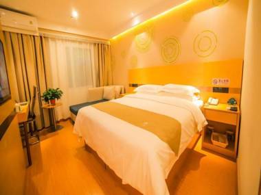 GreenTree Inn Beijing Shunyi District Fuqian Xi Street Shimen Metro Station