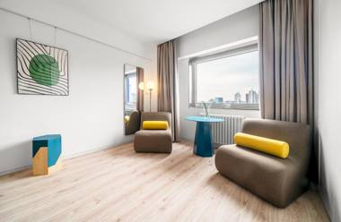 Stey 798 Art Zone Hotel