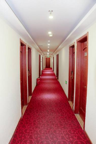 Super 8 Hotel Beijing Daxing Huangcun West Street Metro Station