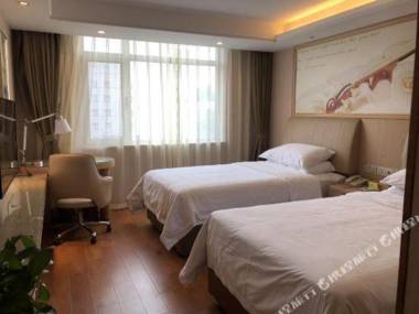 Vienna International Hotel (Beijing Qingyuan Road Metro Station)