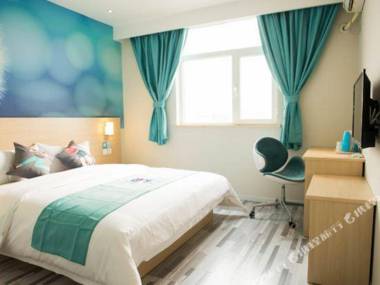 pai Hotel (Beijing Shahe Metro Station)