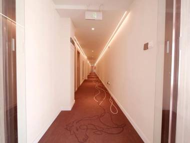 Hanting Hotel Beijing Huilongguan Metro Station