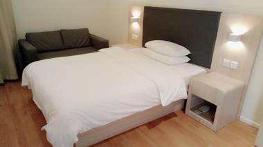 Hanting Hotel Beijing University of Technology