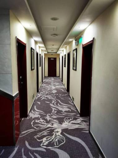 Hi Inn Beijing Wanshou Road Metro Station