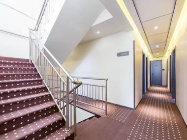 Hi Inn Beijing Wudaokou Metro Station