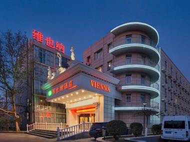 Vienna Hotel Beijing Wanda West Bajiao Amusement Park Metro Station