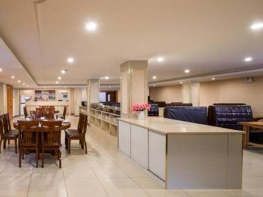 Vienna Hotel Beijing Wanda West Bajiao Amusement Park Metro Station