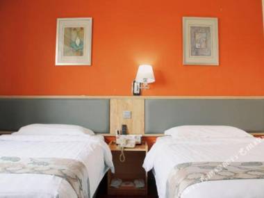 Joy Inn & Suites (Beijing Chongwenmen)