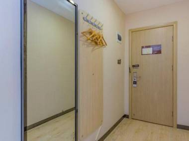 7 Days Superior Hotel (Beijing Tiantan Hospital Fengtai Railway Station)