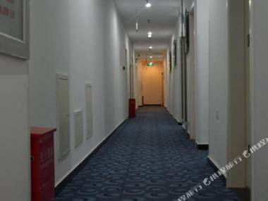 99 Inn (Beijing Changping North Railway Station Xiguan Road)