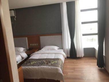 Dongxing Business Hotel