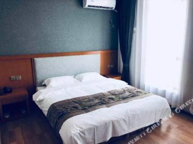 Dongxing Business Hotel