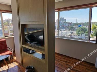 Beijing happy world business hotel