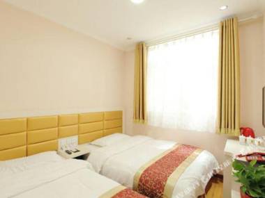 Super 8 Hotel (Beijing Xidan Tonglin'ge Road)