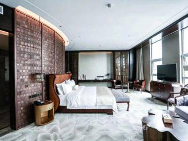 Huayang Nianhua Hotel