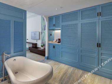 Huayang Nianhua Hotel