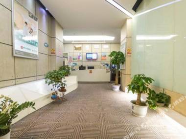 Jia Li Hua Hotel Chain (Beijing Communication University of China North Gate)