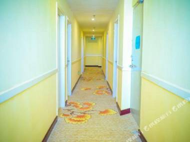 Home Inn (Beijing Tongzhou Universal Resort)