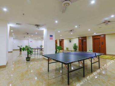 Jieshangyuan Holiday Hotel (Beihai Yintan Branch)