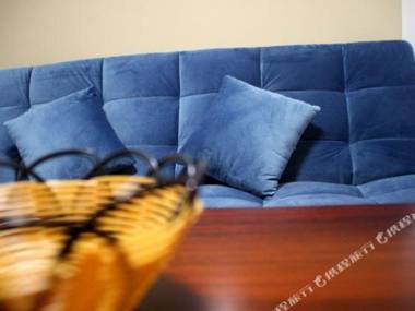 Silver Beach Yangguangli Hotel