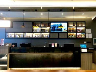 Hanting Hotel Baotou East Railway Station Zhanqian Square