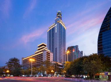 Borrman Hotel Golden Crown Liuzhou Wuxing Pedestrian Street