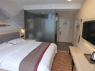 Thank Inn Plus Hotel Guangxi Liuzhou Donghuan Road Hualinjundi