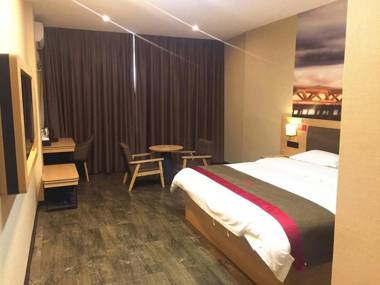 Thank Inn Chain Hotel guangxi liuzhou luzhai county square