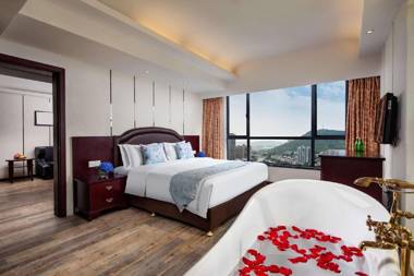 Ramada by Wyndham Liuzhou Luzhai