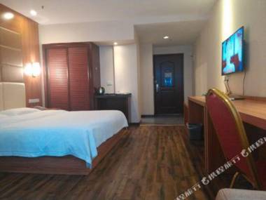 Le Dao Shang Wu Jiu Dian Liu Zhou Gu Bu Jie Gao Tie Zhan Dian