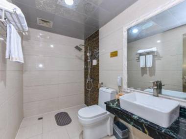 Jing Tai Da Jiu Dian Liu Zhou Gao Tie Zhan Dian