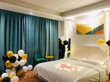 52 Well Hotel