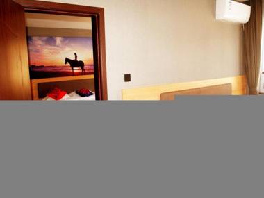 Jun Hotel Hebei Zhangjiakou Huailai County Donghuayuan High Speed Railway Station