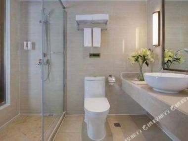 Vienna International Hotel (Xiangyin Dequan Huacheng)